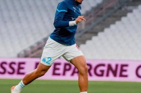 mk体育官网里尔迎荷甲关键赛，今夜手感冰凉，球迷炸锅，控场能力受关注的简单介绍